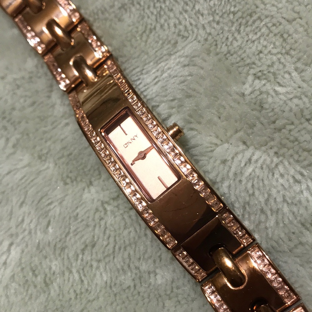 DKNY ROSE GOLD WATCH